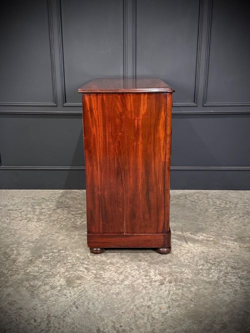 VICTORIAN MAHOGANY CHEST OF DRAWERS - ADDITIONAL PHOTO 11