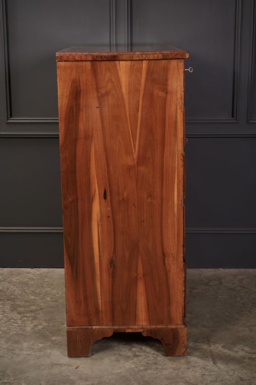 GEORGIAN WALNUT CHEST OF DRAWERS - ADDITIONAL PHOTO 9