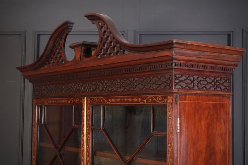 RARE GEORGIAN MARQUETRY INLAID MAHOGANY BOOKCASE - ADDITIONAL PHOTO 7