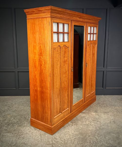 EDWARDIAN SATINWOOD TRIPLE WARDROBE - ADDITIONAL PHOTO 1