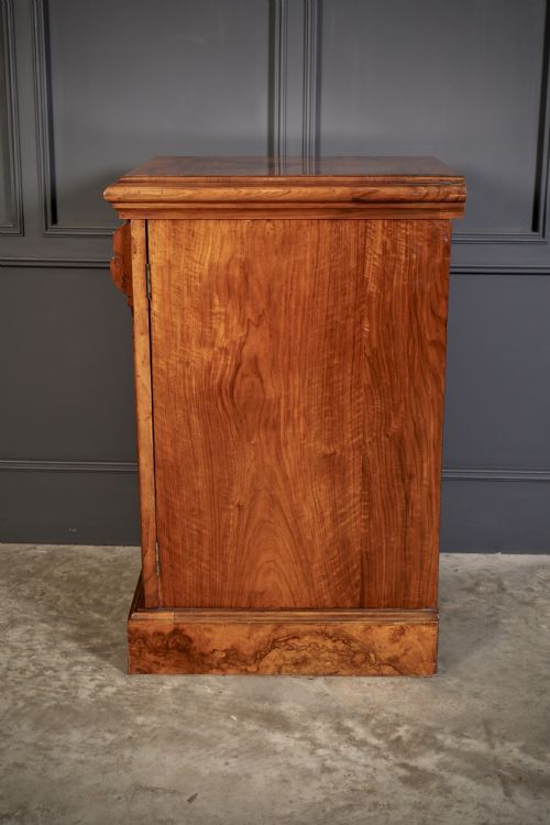 LARGE PAIR OF ENGLISH FIGURED WALNUT PEDESTAL CABINETS - ADDITIONAL PHOTO 10