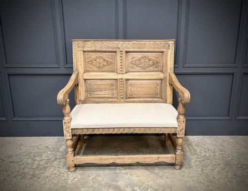 18TH CENTURY CARVED BLEACHED OAK BENCH - ADDITIONAL PHOTO 1