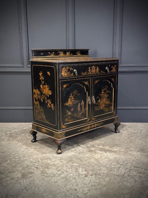 CHINOISERIE BLACK LACQUERED JAPANNED SIDE CABINET