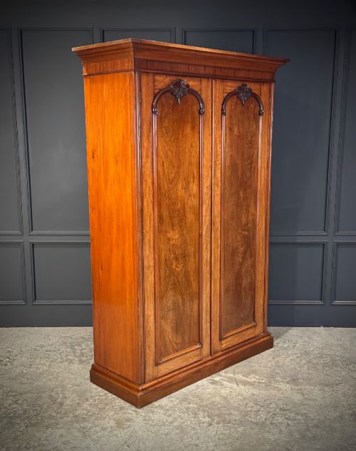 VICTORIAN MAHOGANY DOUBLE WARDROBE