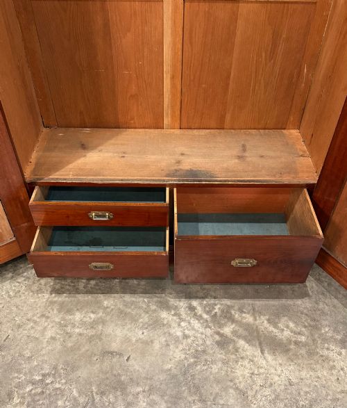 VICTORIAN MAHOGANY DOUBLE WARDROBE - ADDITIONAL PHOTO 3