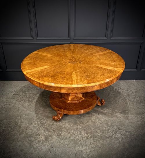 MAGNIFICENT POLLARD OAK ROUND BREAKFAST TABLE