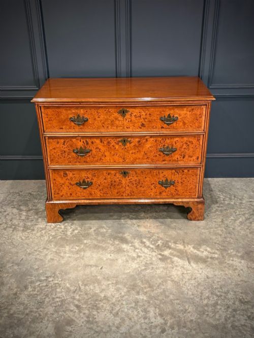 MULBERRY WALNUT CHEST OF DRAWERS - ADDITIONAL PHOTO 2