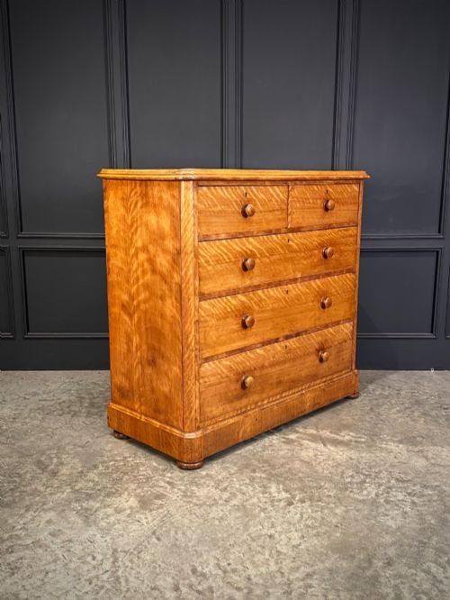 VICTORIAN SATINWOOD CHEST OF DRAWERS