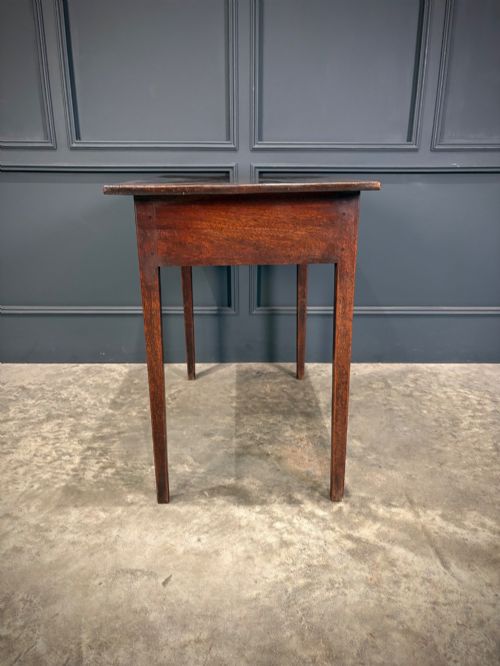 SMALL GEORGIAN MAHOGANY SIDE TABLE - ADDITIONAL PHOTO 9