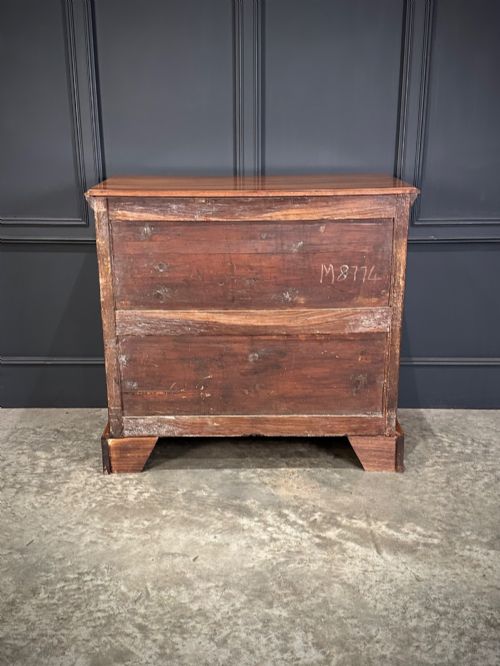 18TH CENTURY WALNUT CHEST OF DRAWERS - ADDITIONAL PHOTO 7