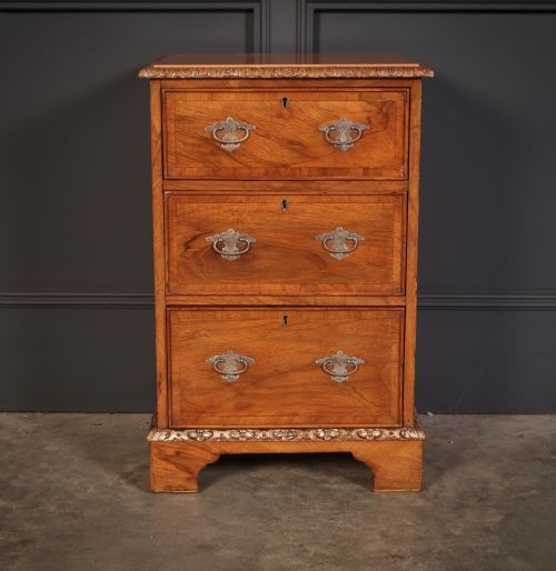 PAIR OF WALNUT BEDSIDE CHESTS - ADDITIONAL PHOTO 4
