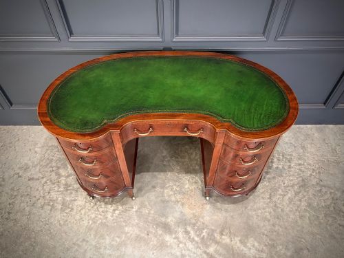 EDWARDIAN MAHOGANY KIDNEY SHAPED DESK - ADDITIONAL PHOTO 4
