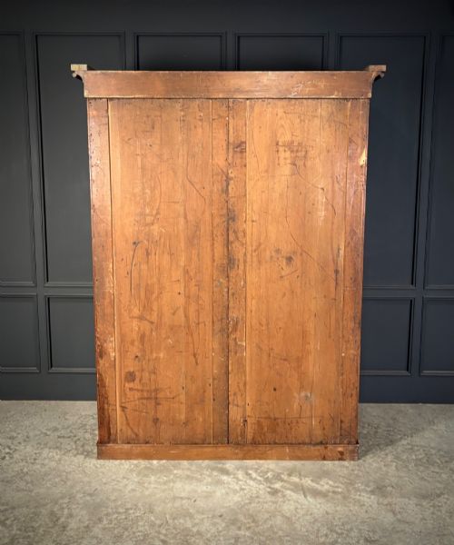 SUPERB VICTORIAN FIGURED WALNUT WARDROBE - ADDITIONAL PHOTO 3