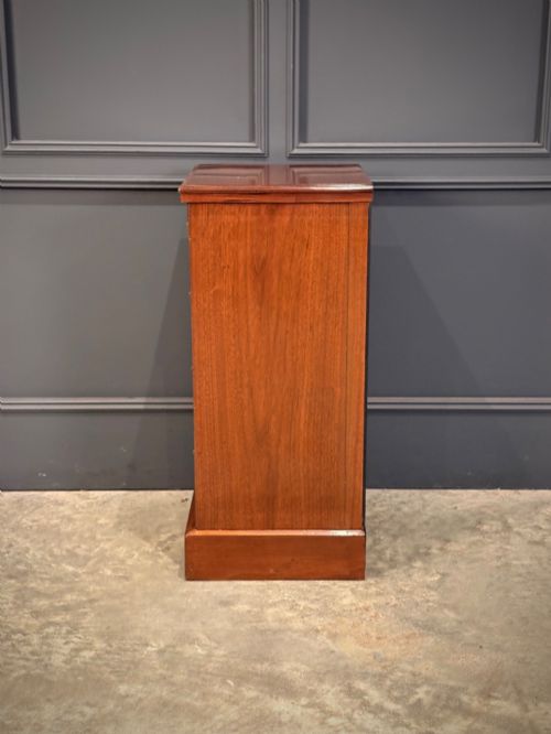 PAIR OF VICTORIAN WALNUT BEDSIDE CHESTS - ADDITIONAL PHOTO 8