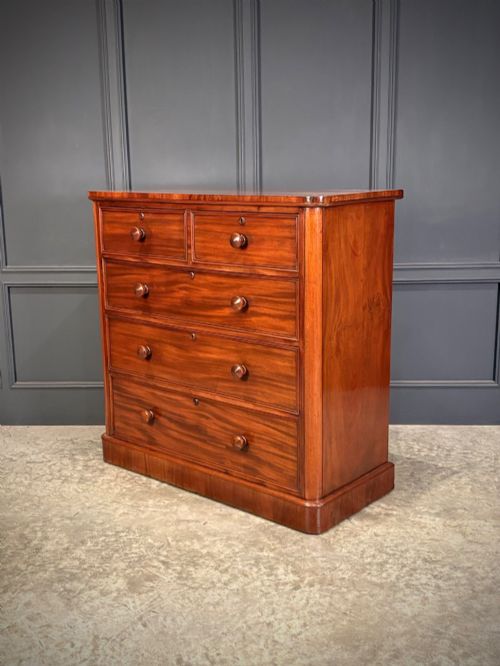 VICTORIAN MAHOGANY CHEST OF DRAWERS - ADDITIONAL PHOTO 6