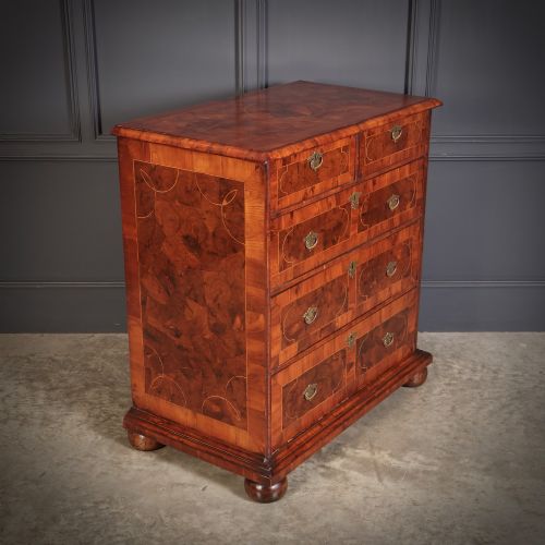17th Century Oyster Veneered Chest of Drawers
