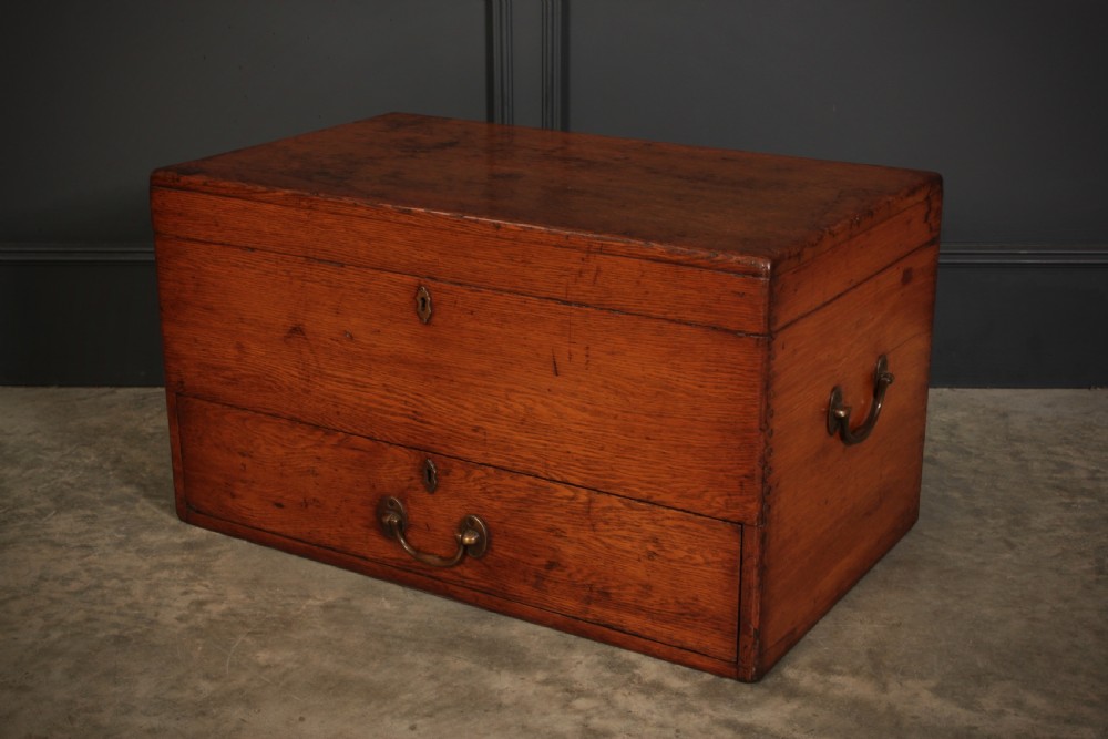 19th Century Oak Mule Trunk View VIII