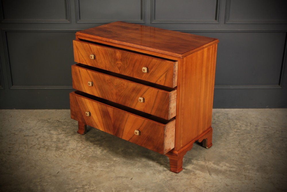 Walnut Art Deco Chest of Drawers by Waring & Gillow View VIII