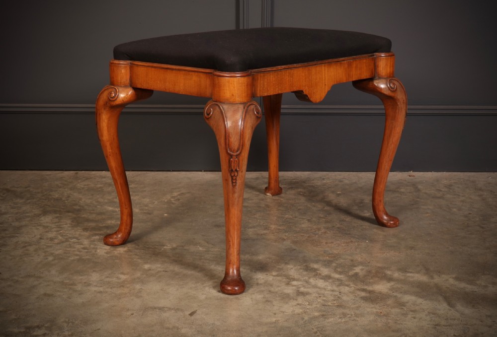 Queen Anne Style Walnut Dressing Stool 