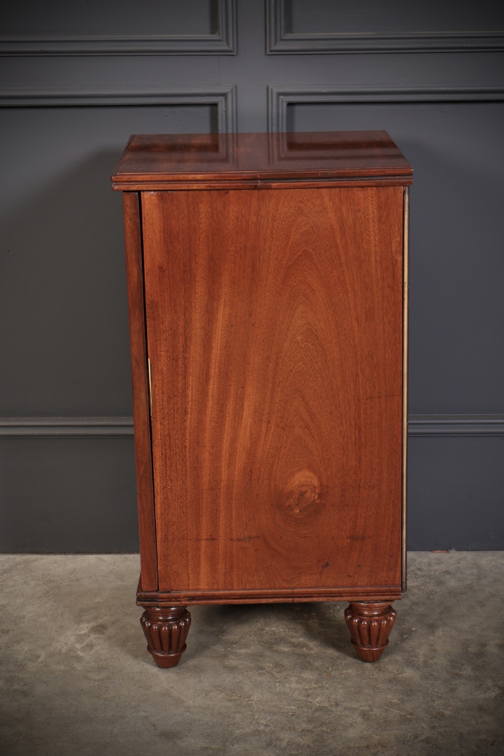 Pair of Regeny Mahogany Bedside Cabinets View XV