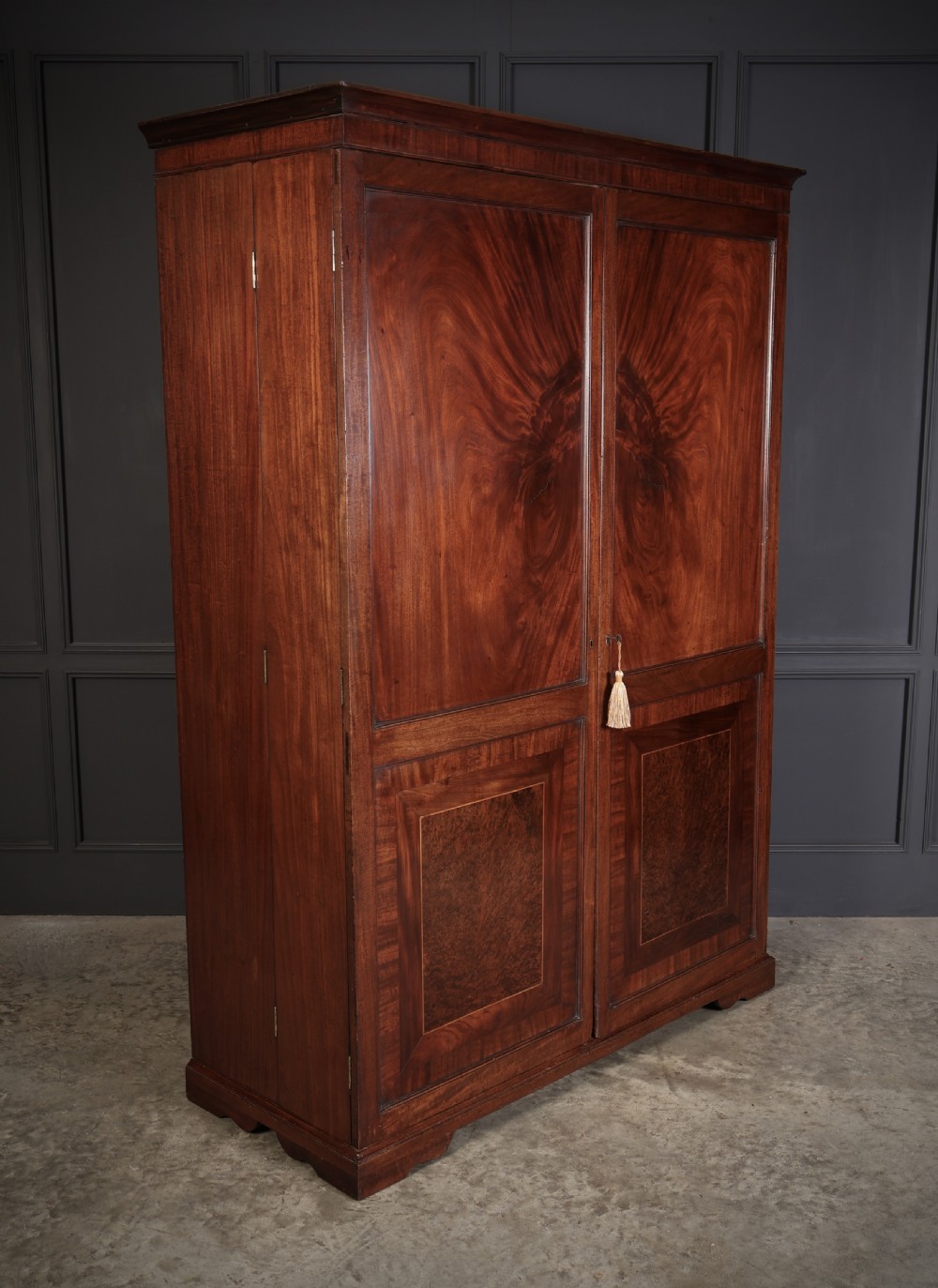18th Century Mahogany & Amboyna Wardrobe View V