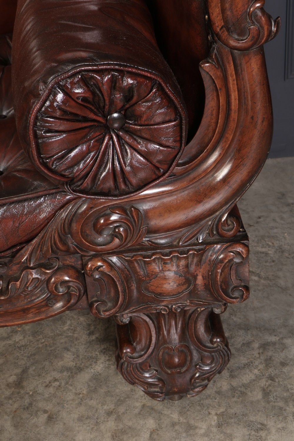Large Rosewood Leather Sofa View IX