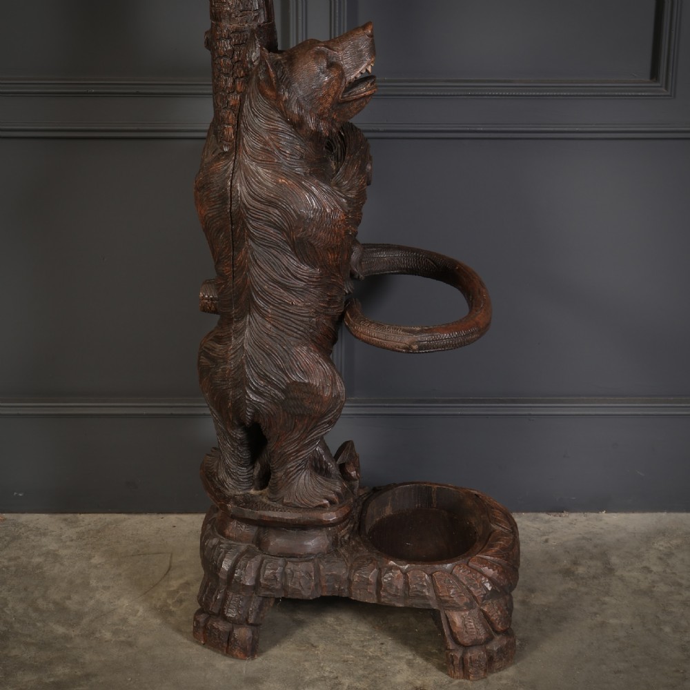 Black Forest Bear Hallstand View XVI