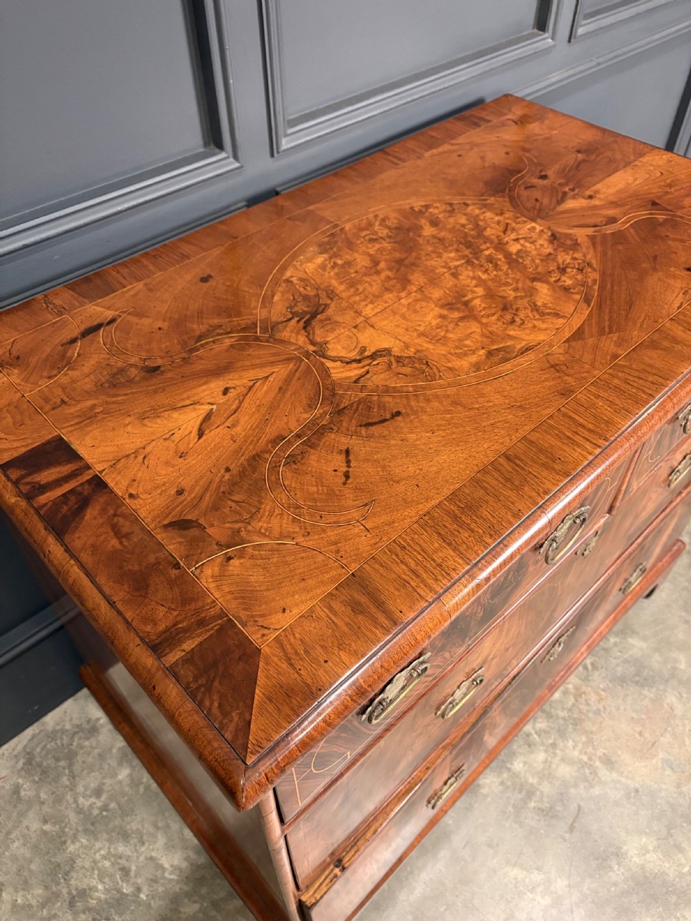 William & Mary Inlaid Walnut Chest of Drawers View VI
