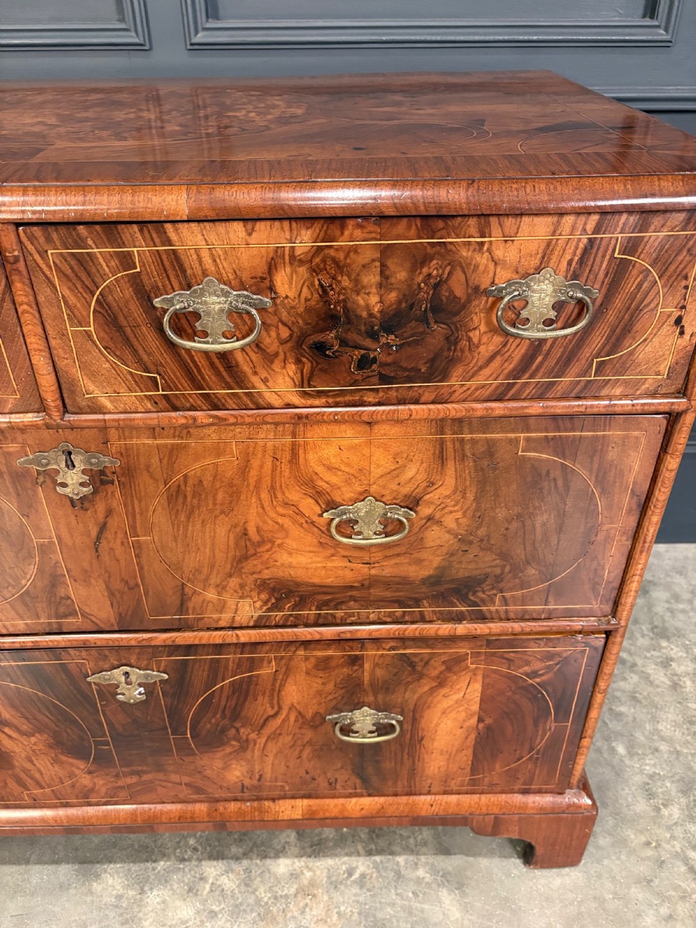 William & Mary Inlaid Walnut Chest of Drawers View VIII