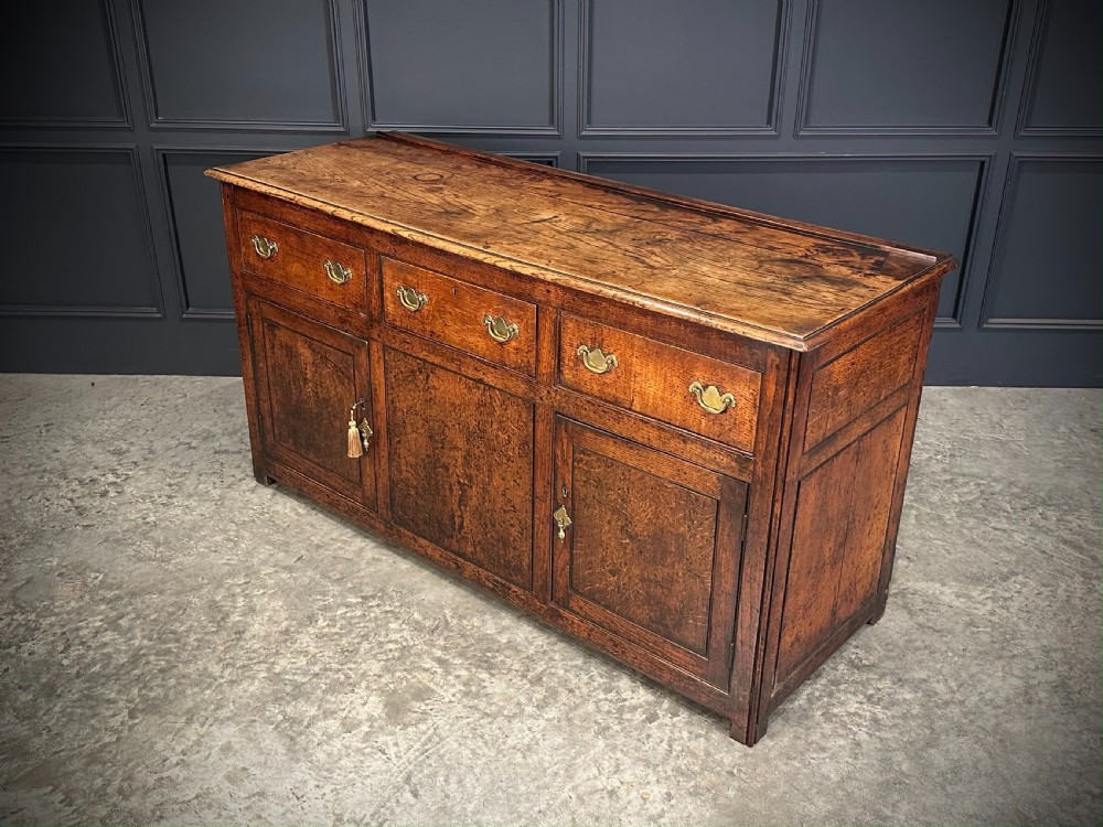 18th Century Country Oak Sideboard View VI