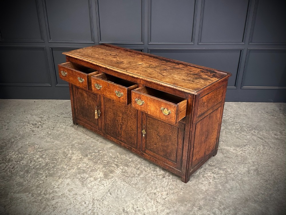 18th Century Country Oak Sideboard View IX