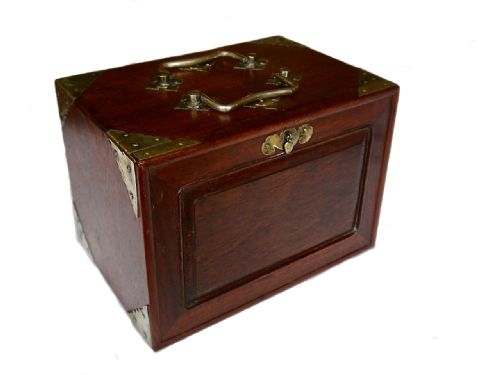 fig 1. Chinese Export Mahjong Set, Shanghai, 1920s