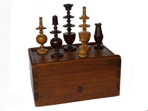 French “Regence Pattern” Chess Set, Inscribed Paris 1826