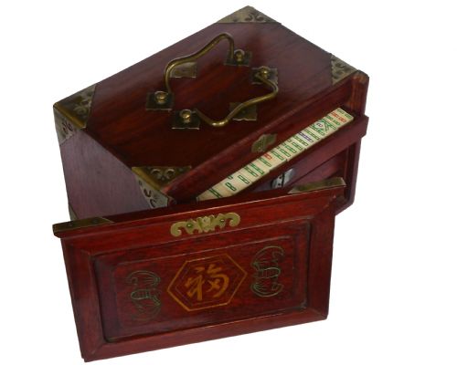 A Good Chinese Export Mahjong Set, Shanghai, 1920s