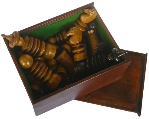 fig 1. ‘St George’ Boxwood & Ebony Chess Set, 19th century
