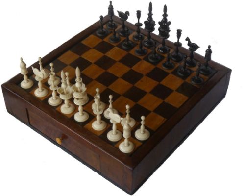Rare ‘Selenus’ ‘Rocking Horse’ Chess Set, German, Circa 1830