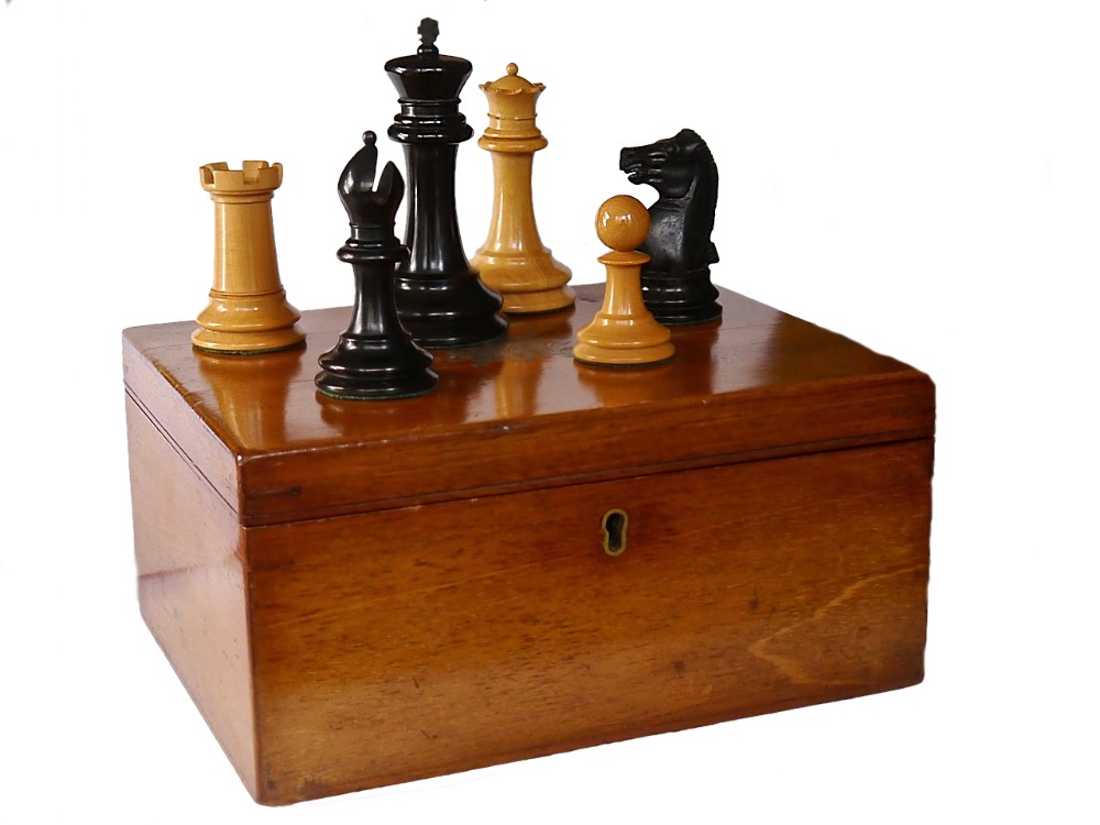 Jaques Staunton 'Four Inch' Chess Set, circa 1875