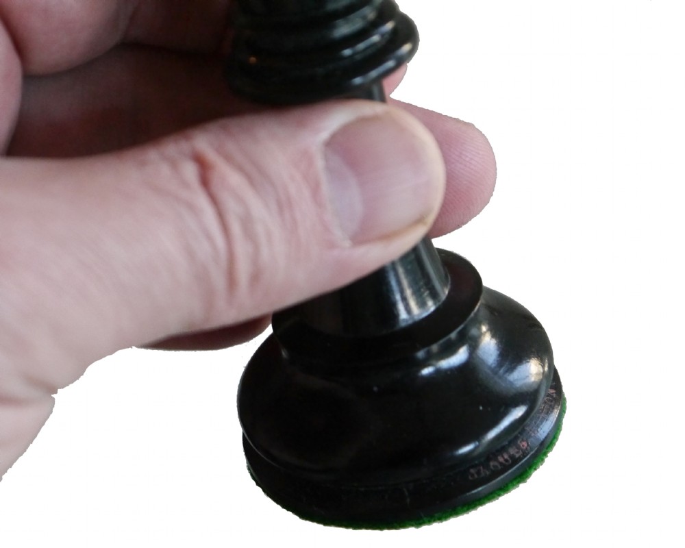 Jaques Staunton Boxwood & Ebony Chess Set, 1920s View X
