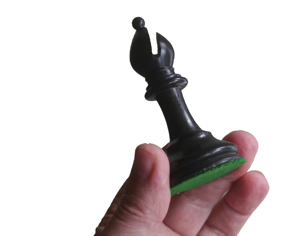 Fine 4.5 Inch Staunton Chess Set, circa 1880 View V