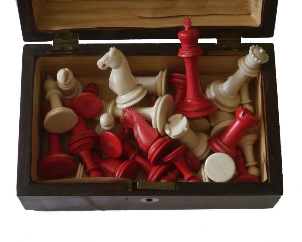 Chinese Canton Export Bone Staunton Chess Set, circa 1860 View II