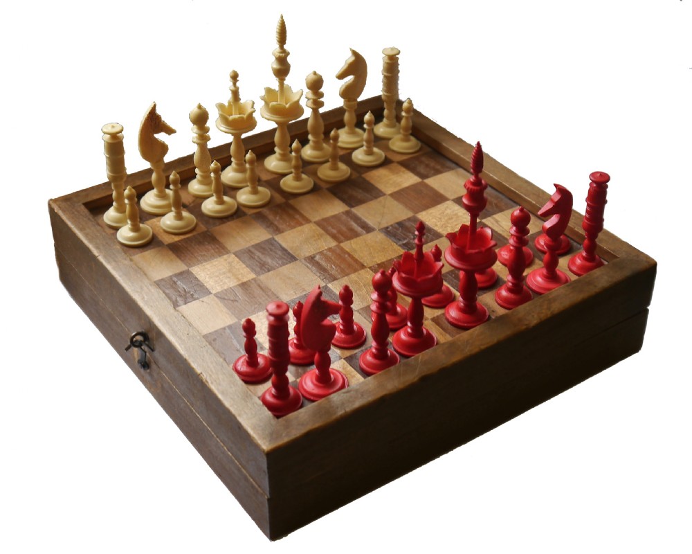 Biedermeier 'Selenus' Chess Set & Board