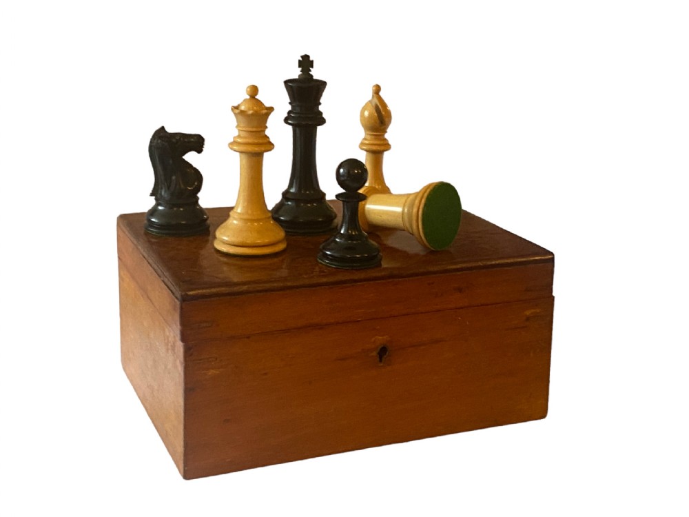 A Good Weighted Staunton Boxwood & Ebony Chess Set, circa 1930