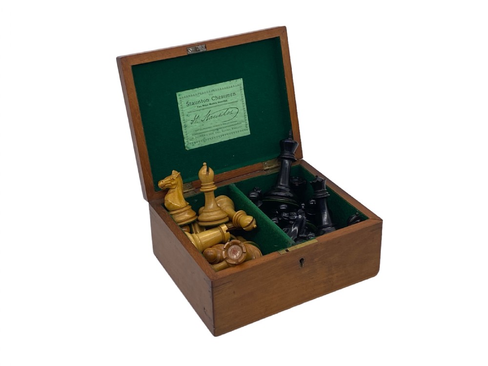 Jaques Staunton Weighted Boxwood & Ebony Chess Set, early 1900s