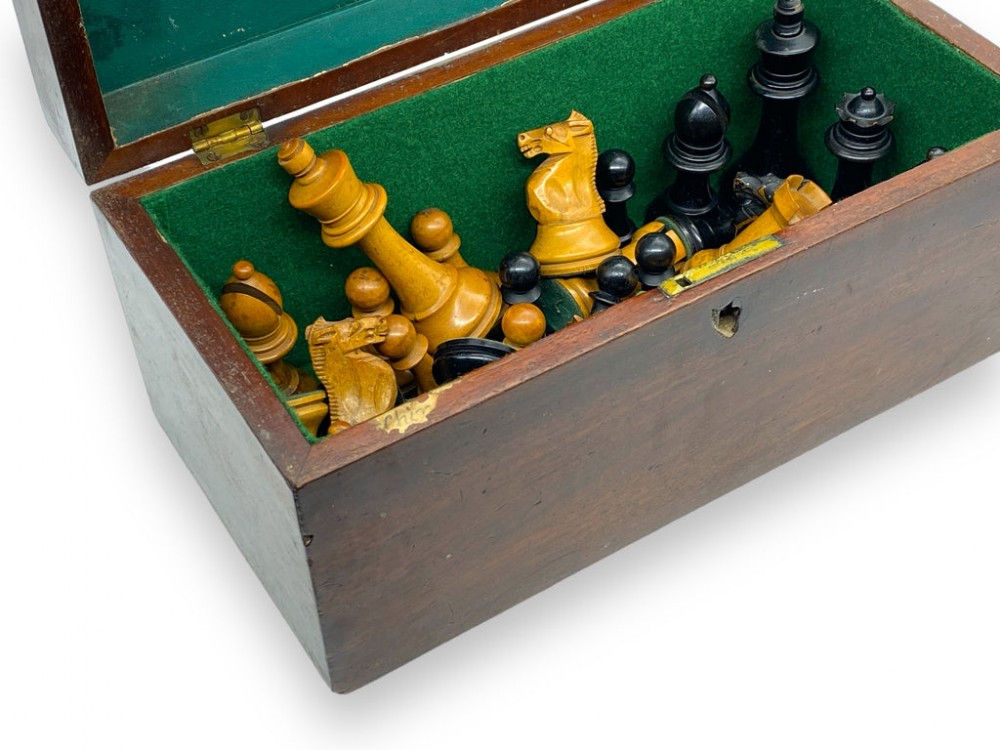 'British Chess Company' Weighted 4 Inch Staunton Chess Set, circa 1900