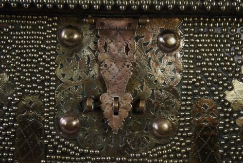 fig 1. 18thc Sinhalese padouk studded travelling chest