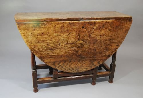18thc Oak Gateleg Table