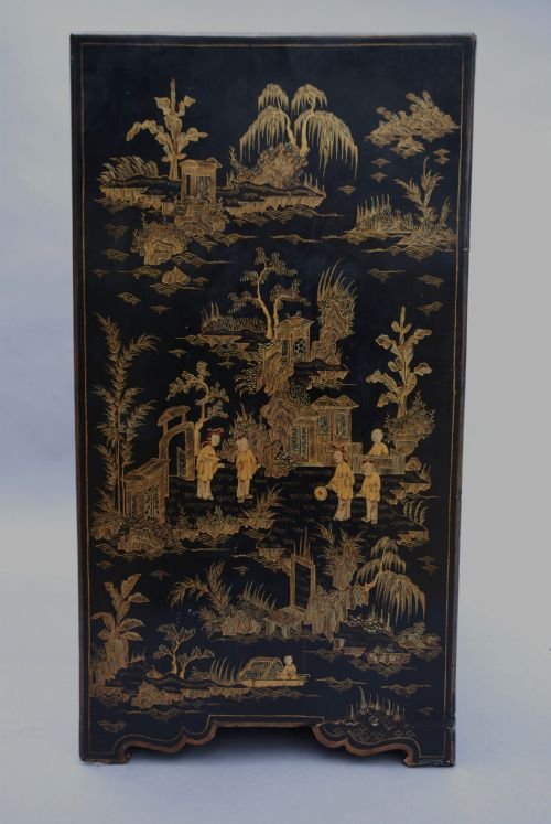 fig 2. 19thc Chinese lacquered table cabinet