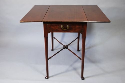 fig 2. 18thc mahogany Pembroke table