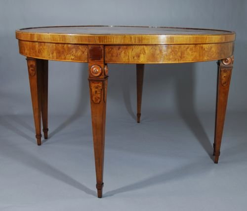 fig 2. Pair of 18thc Continental console tables