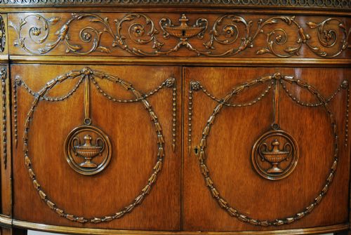 fig 1. Mahogany commode in the Classical style, influenced by Robert Adam